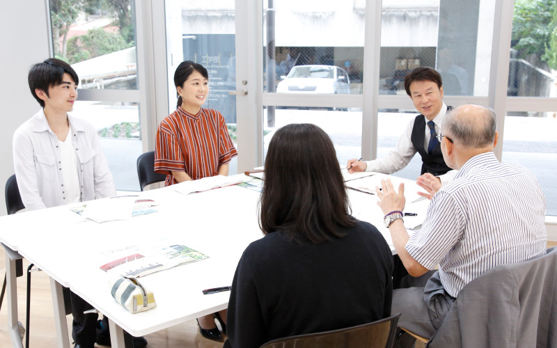 2018年2月に竣工した新4号館（工学部）多目的ホールにて