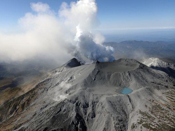 〔研究者コラム〕ー「噴火史研究から浮かぶ火山のイメージ〔第1回（上）〕」火山噴火とはー