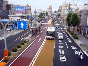 〔研究者コラム〕「福岡の街に誕生する新しいバス交通システム"BRT"（第1回）」BRTとは何か
