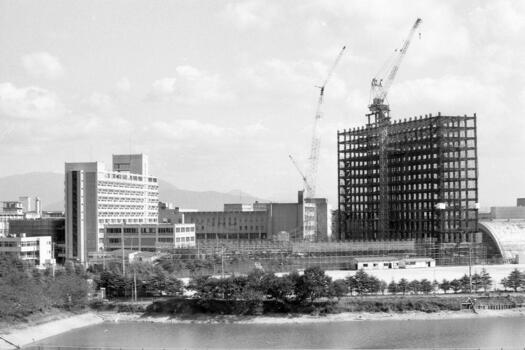 19831017_文系センター建設中（昭和58年）01.jpg